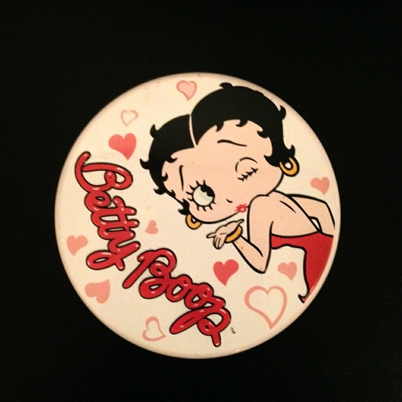 Betty Boop "Here's A Kiss" Watch by Avon - Picture 3 of 6